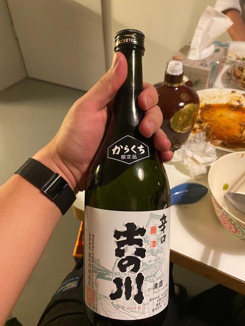 梦到自己买酒喝酒预示着什么