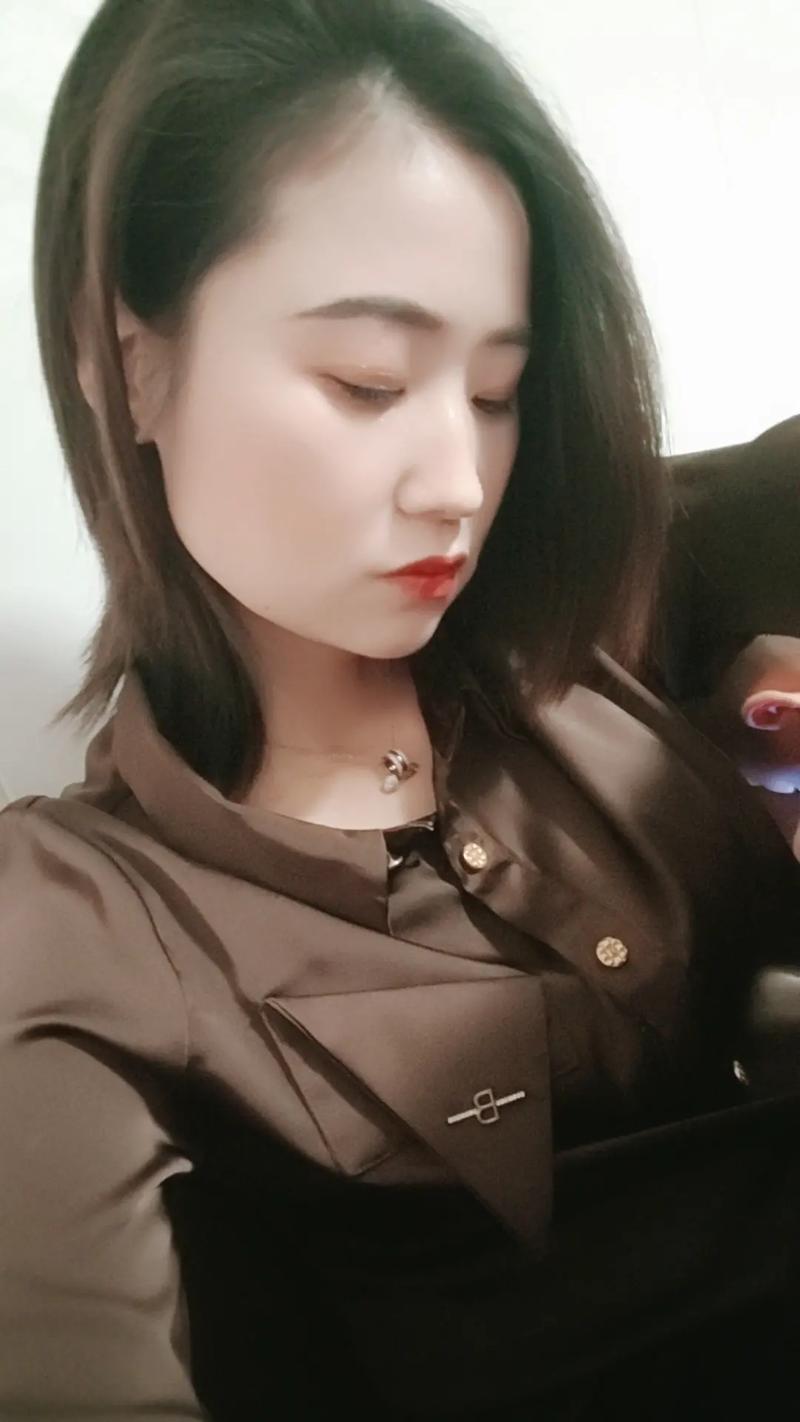 2019年农历五月初三出生女孩命运如何,性格平易近人吗?