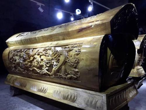 梦见煤是怎么回事,梦见死人在棺材里是怎么回事