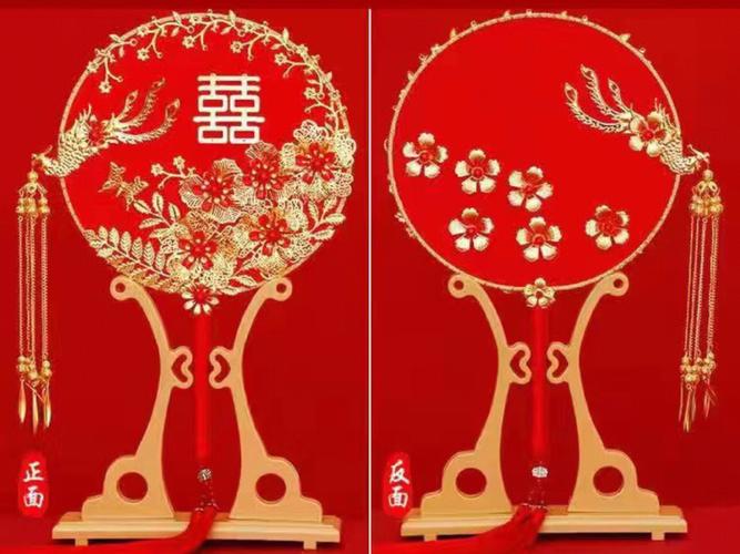 团扇是新郎早上接亲带过去吗