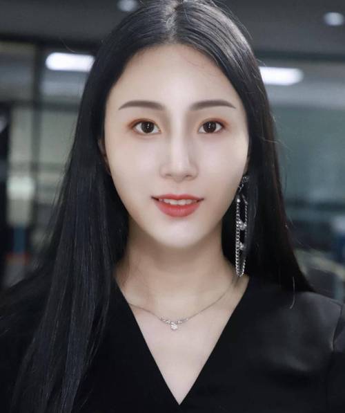 申字脸型的女人在运势上有什么需要注意的