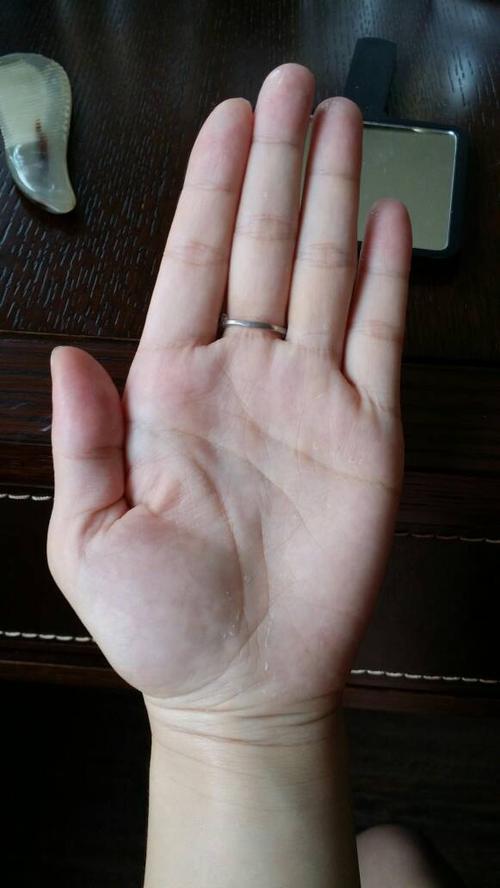 这种手相的人不用担心会被“剩”下来
