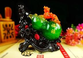 家居风水中进门摆什么招财