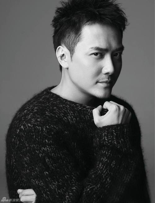 下巴有沟的男人是否容易年少成名