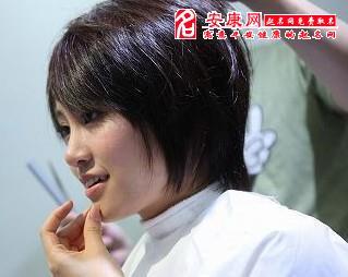 梦见女性朋友剪了短发什么意思