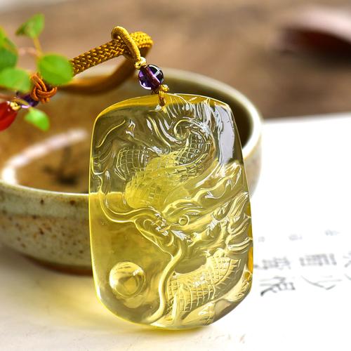2021年生肖龙适合佩戴什么水晶比较好