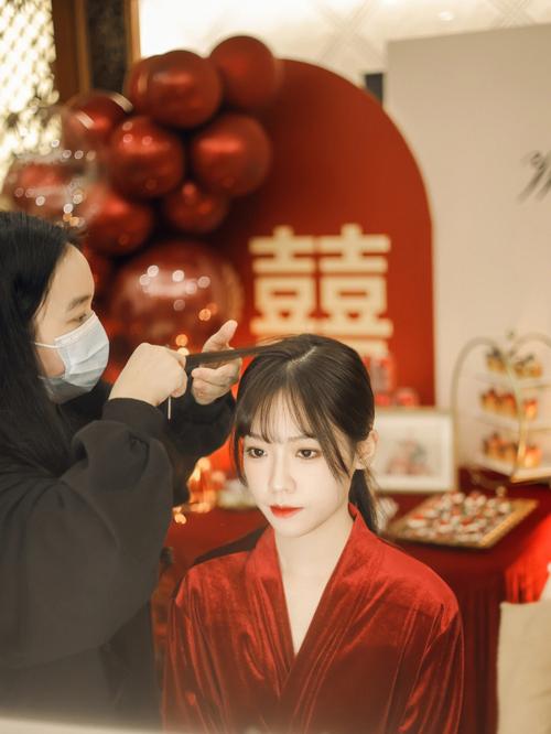 结婚梳头十梳 结婚梳头十梳什么意思