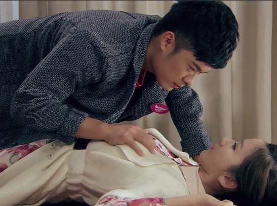 属兔女被女的吃豆腐了什么反应