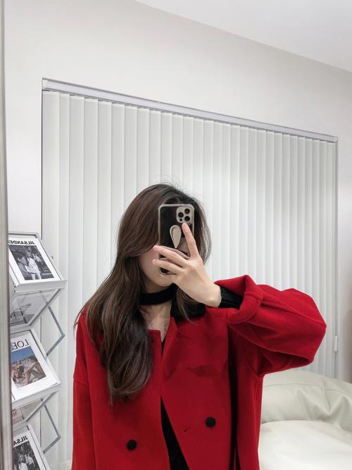 属水的人经常穿红色衣服会不会倒霉