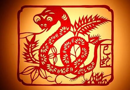 前程or爱情,属蛇的人该如何抉择?