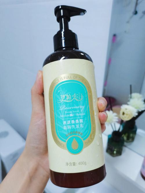 梦见头发好油