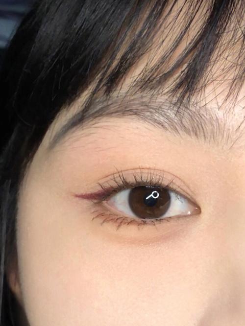 女人眼睛里的爱情秘密