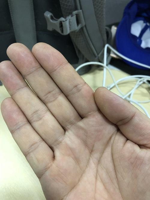 十个斗的男孩有福气吗,享清福的男孩指纹