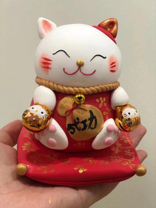 招财猫用什么供奉,招财猫供奉的注意事项