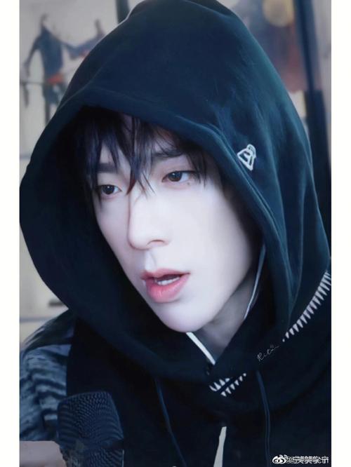 男人有泪痣好不好