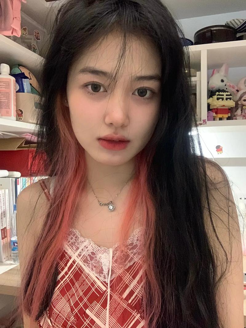 巨蟹座女生最适合的头发颜色