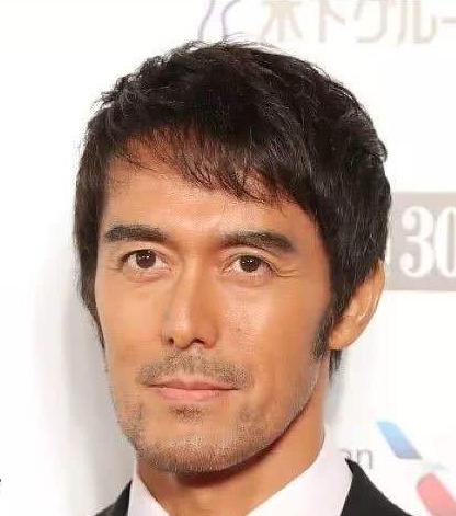 嘴唇薄的男人有着什么性格特点,是薄情寡义之人吗?