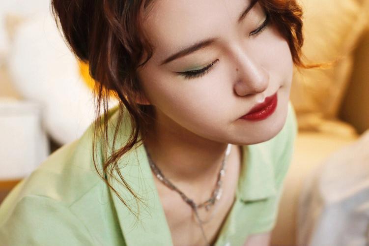 摩羯女都打扮得很清纯,摩羯座的女生是怎样的人