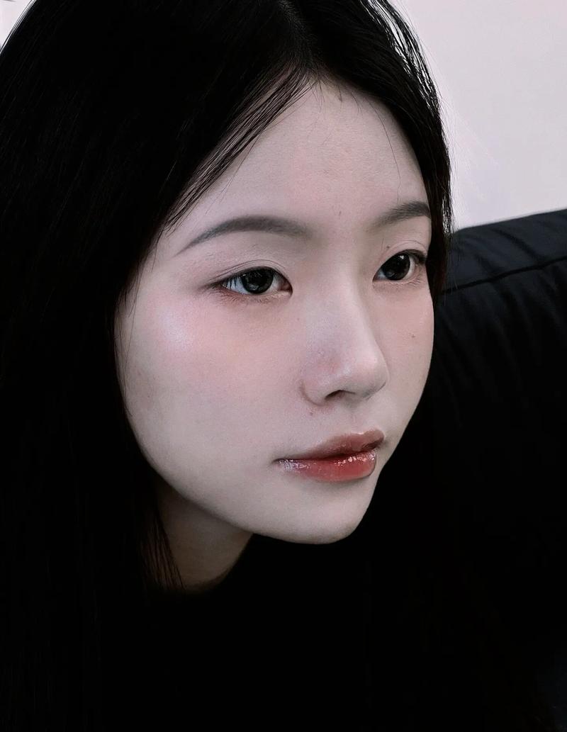 新月眉的女人命运好吗