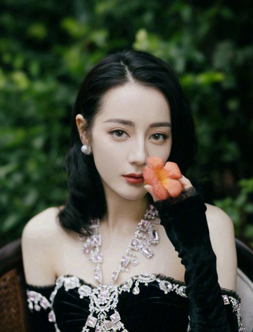 这些星座女明艳过人