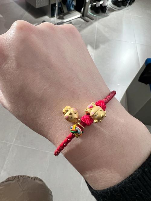 属蛇女会考虑什么性格的人做男闺蜜