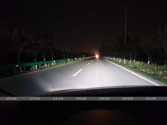 梦到自己开车撞坏车灯是什么意思