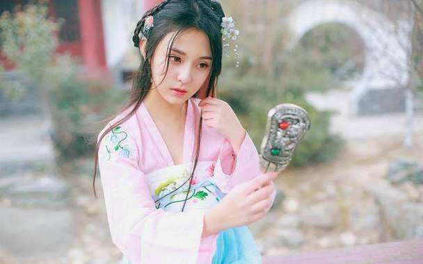 爱美却又懒的星座女