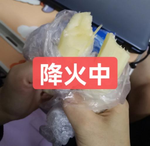 蟑螂爬在身上吉利吗