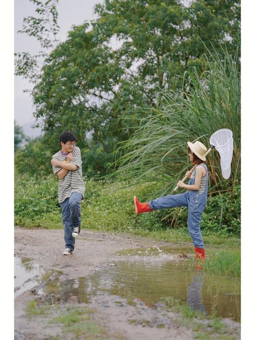 下雨见面的情侣寓意什么