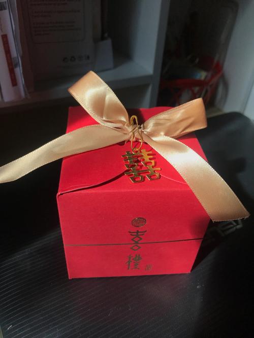 结婚的喜糖盒子装几颗糖寓意好