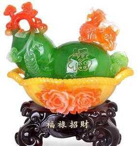 93年属鸡佩戴什么招财