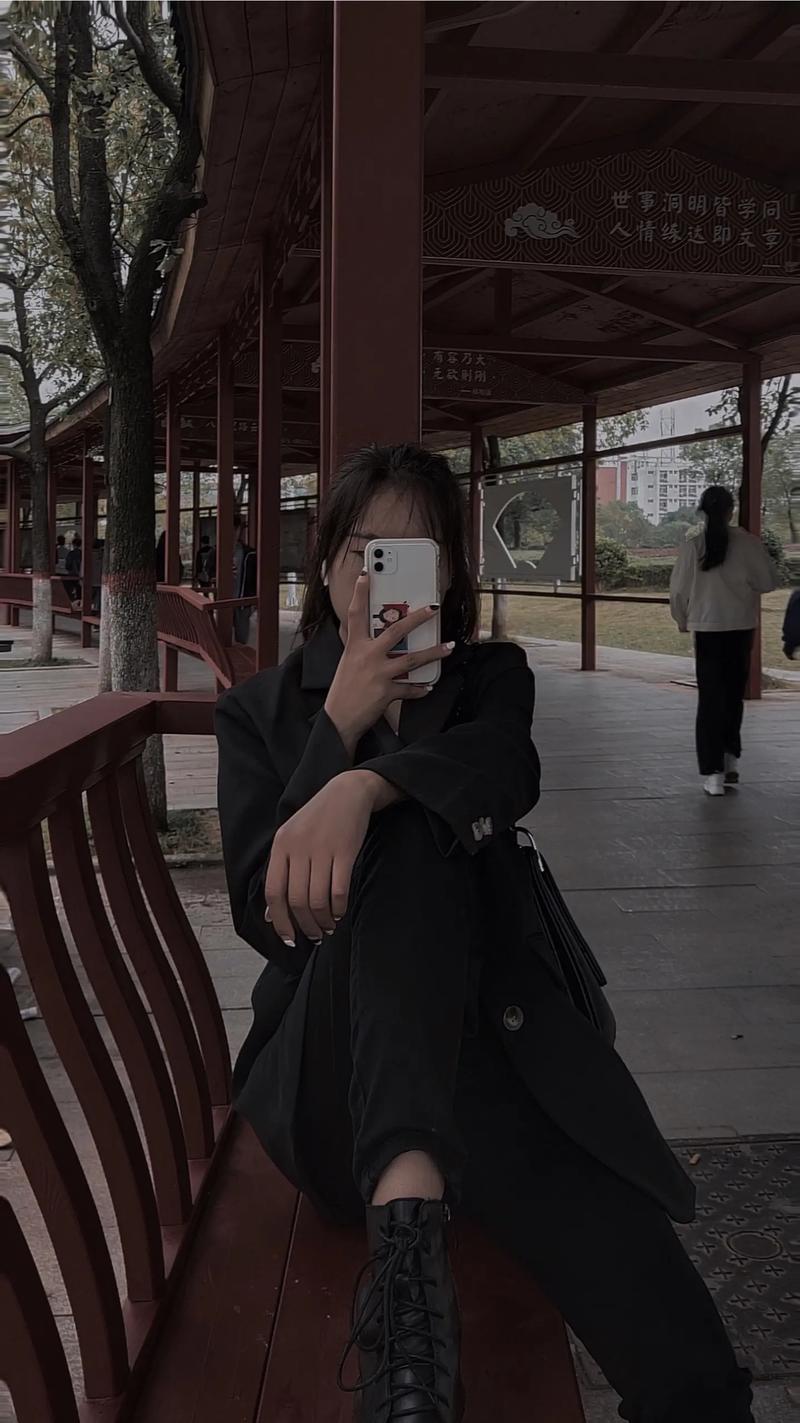 惨啦 双子座发起脾气可怎么办