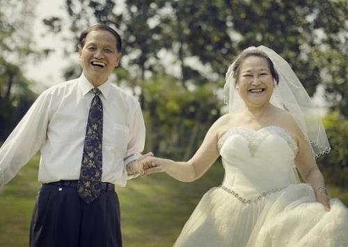 梦见嫁了个老人好吗,梦见与老人结婚代表了什么?