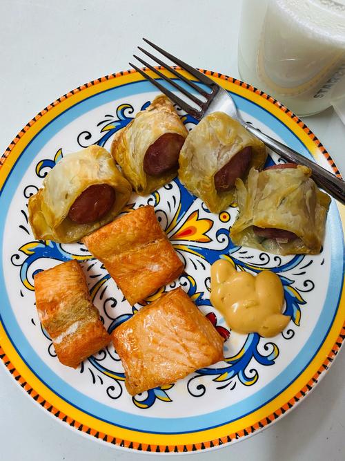 梦见吃红烧肉怎么回事
