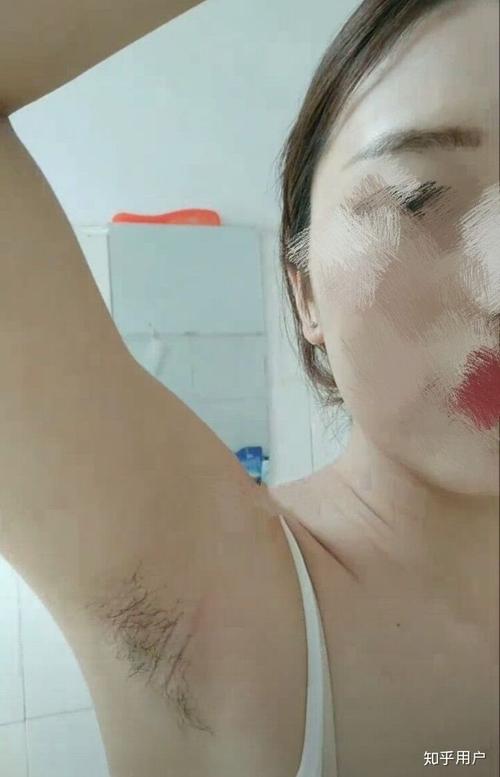 腋毛过长的女人其实心地都很好很善良