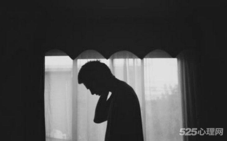 属鼠人在哪方面会不自觉的自卑
