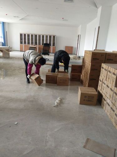 搬办公室先搬什么东西