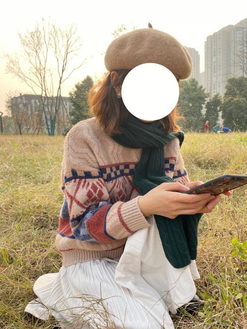 梦见自己裸露全身在人群中走