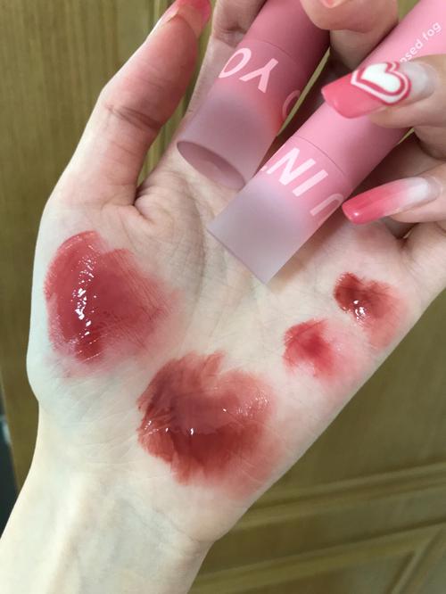 孕妇梦见涂口红有什么征兆