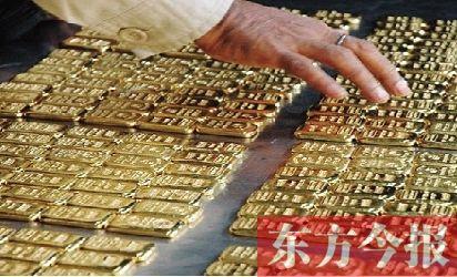 梦见捡到很多金条