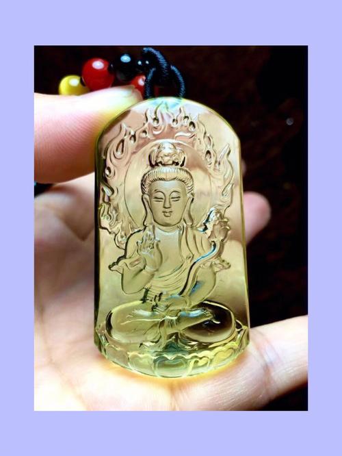 属马的本命佛(分析属马佩戴本命佛的好处)