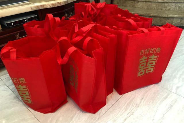 提亲在女方家里吃饭好不好