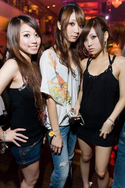 属鼠的人进入夜店都会变成什么样子