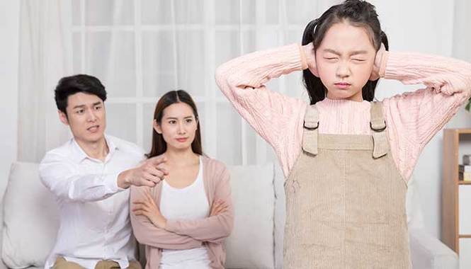 梦见回家和家人吵架
