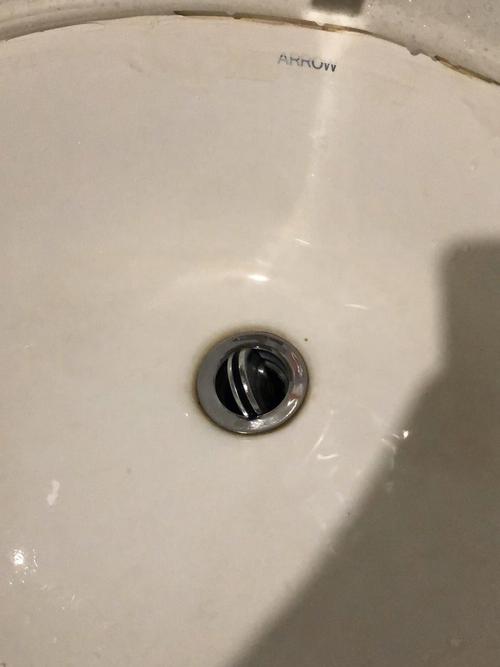 梦见老公掉进下水道好不好?