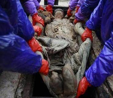 梦到死人两口棺材