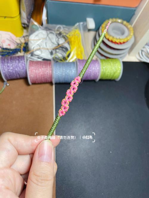 小手指长的人桃花运如何