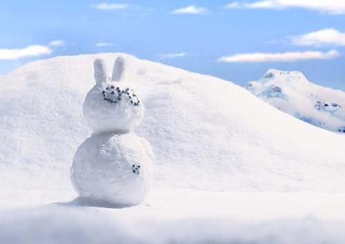 梦见雪落身上是什么意思