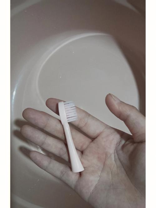 梦见牙刷坏了