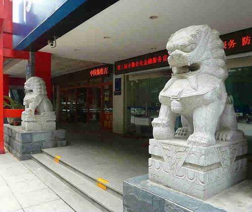 厂房门口可以放石狮吗?化煞保安全